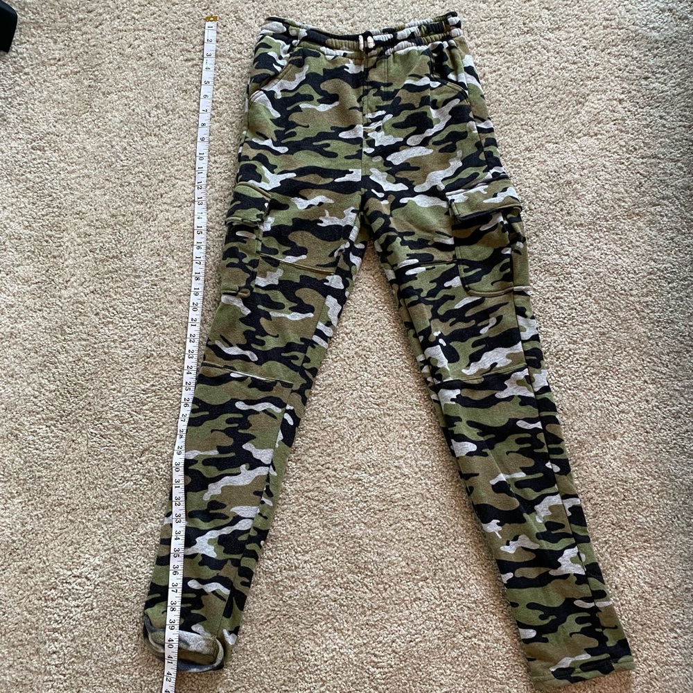 Camo fleece sweatpants